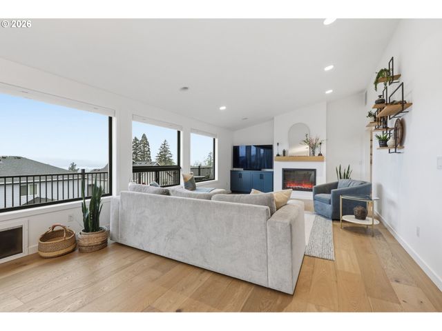 3995 X St, Washougal, WA 98671