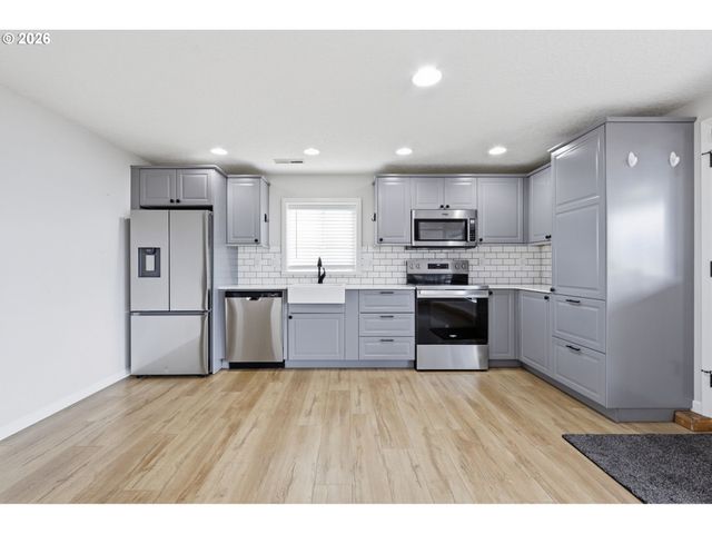 3995 X St, Washougal, WA 98671