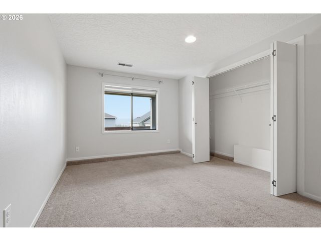 3995 X St, Washougal, WA 98671