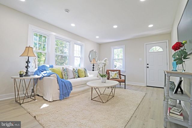 117 WALNUT RD, Wallingford, PA 19086