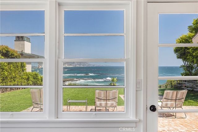 1041 Marine Drive, Laguna Beach, CA 92651