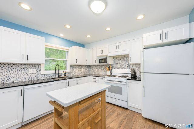 96 Lent Road, Hamden, CT 06517