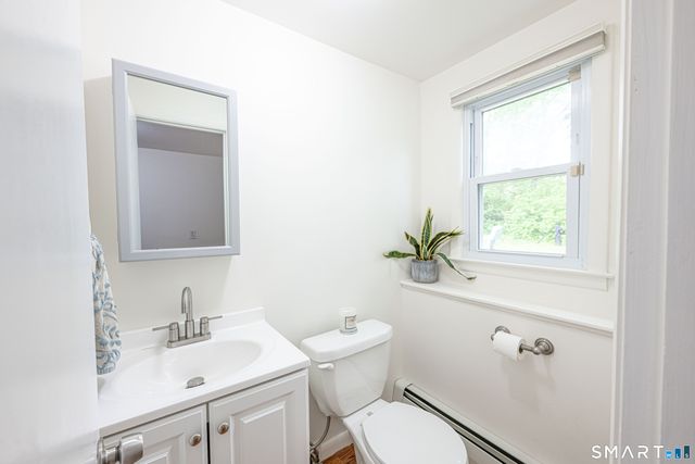 96 Lent Road, Hamden, CT 06517