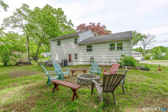 96 Lent Road, Hamden, CT 06517