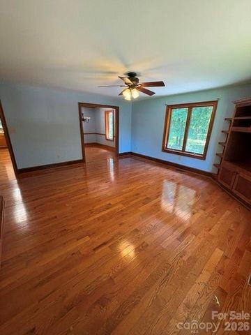 401 Greenway Street, Huntersville, NC 28078