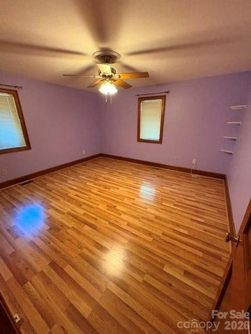 401 Greenway Street, Huntersville, NC 28078