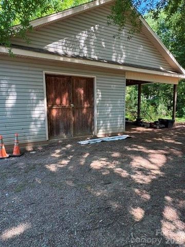 401 Greenway Street, Huntersville, NC 28078