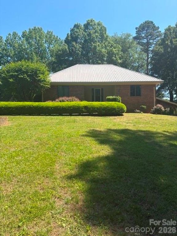 401 Greenway Street, Huntersville, NC 28078