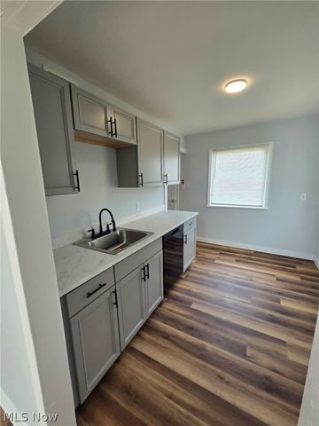 12408 Matherson Avenue, Cleveland, OH 44135