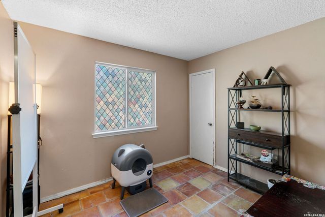 10028 Woodtrail, San Antonio, TX 78250