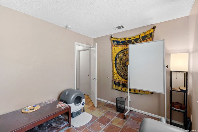 10028 Woodtrail, San Antonio, TX 78250