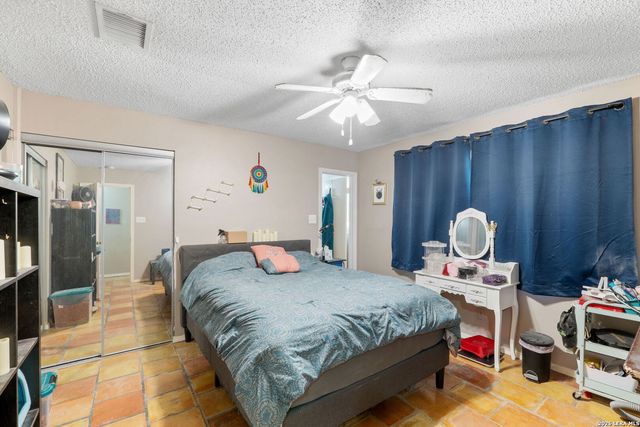 10028 Woodtrail, San Antonio, TX 78250