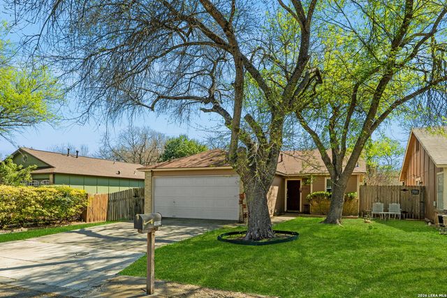 10028 Woodtrail, San Antonio, TX 78250