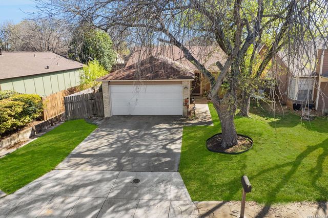 10028 Woodtrail, San Antonio, TX 78250