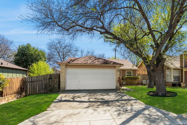 10028 Woodtrail, San Antonio, TX 78250