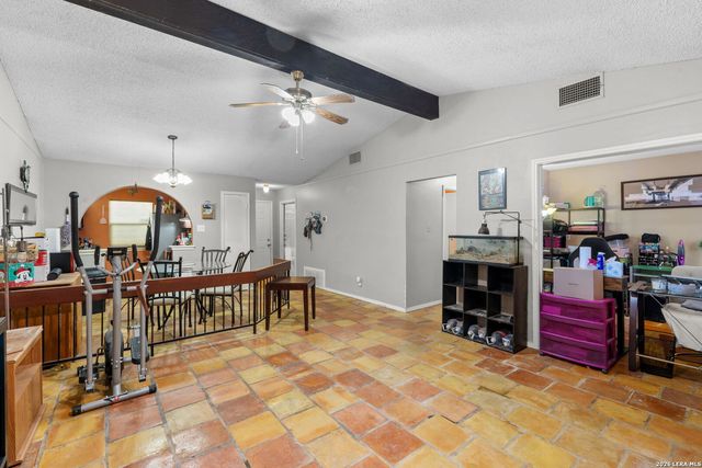 10028 Woodtrail, San Antonio, TX 78250