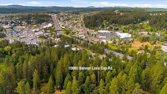 10085 Banner Lava Cap Rd, Nevada City, CA 95959