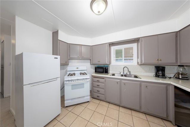 2250 W Mill Street 80, Colton, CA 92324