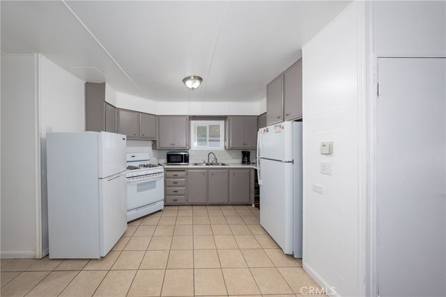 2250 W Mill Street 80, Colton, CA 92324