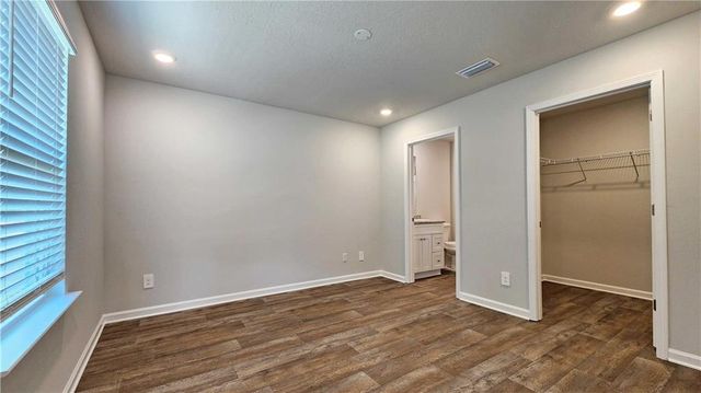 7670 Oakmont Drive E, Theodore, AL 36582