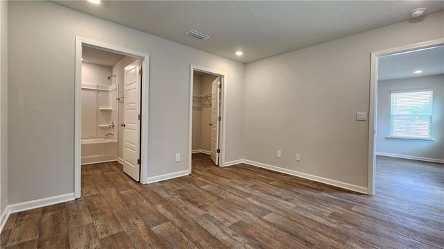 7670 Oakmont Drive E, Theodore, AL 36582