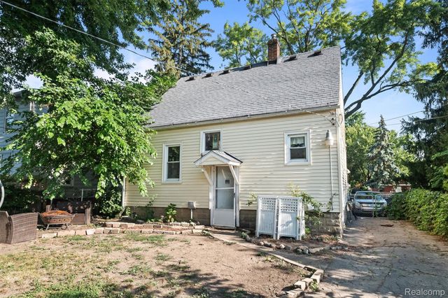 630 Buckingham Avenue, Flint, MI 48507