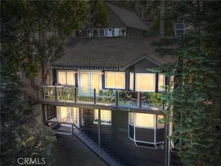 533 sunderland, Lake Arrowhead, CA 92352