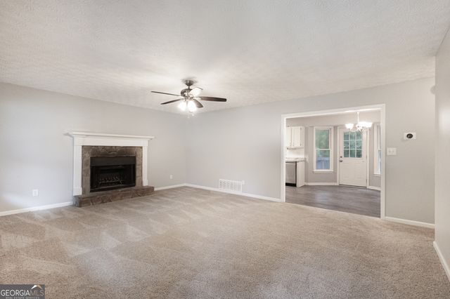 473 Oak Landing Circle, Douglasville, GA 30134