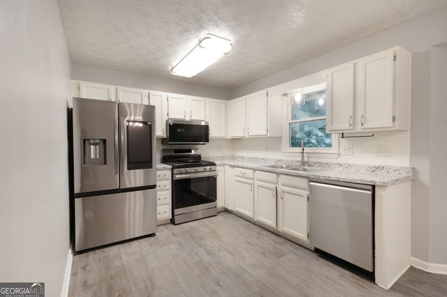 473 Oak Landing Circle, Douglasville, GA 30134