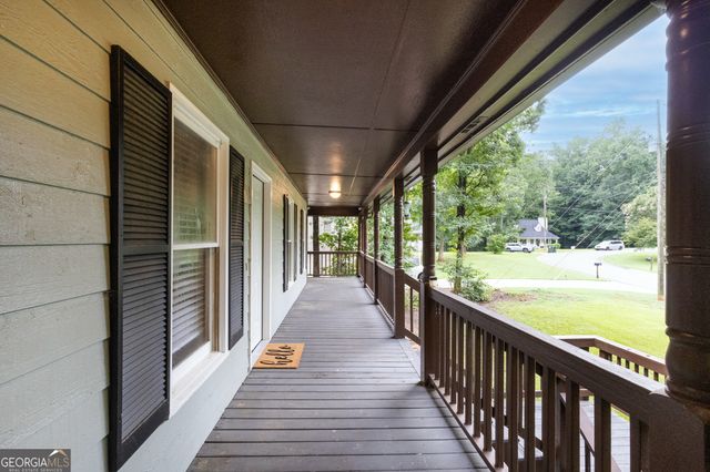 473 Oak Landing Circle, Douglasville, GA 30134