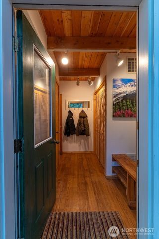 13008 Welcome Road, Deming, WA 98244