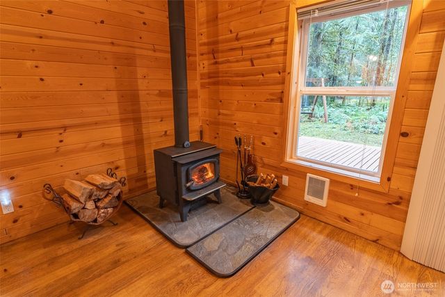 13008 Welcome Road, Deming, WA 98244