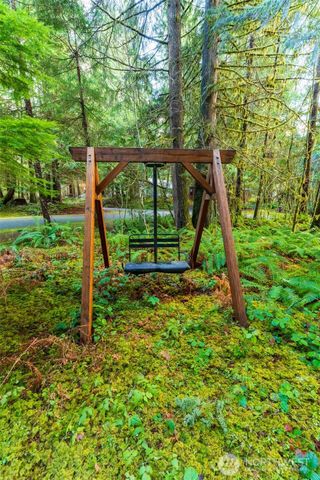 13008 Welcome Road, Deming, WA 98244