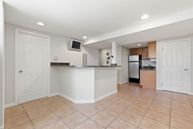 12 Bisbee Road, Saugus, MA 01906