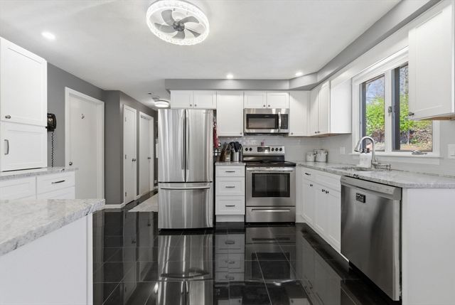 12 Bisbee Road, Saugus, MA 01906