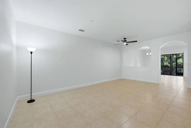 4224 VIA PIEDRA CIRCLE 4-102, Sarasota, FL 34233