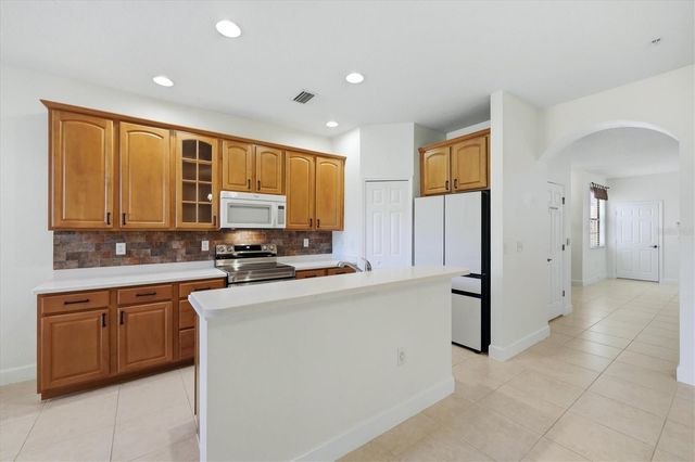 4224 VIA PIEDRA CIRCLE 4-102, Sarasota, FL 34233