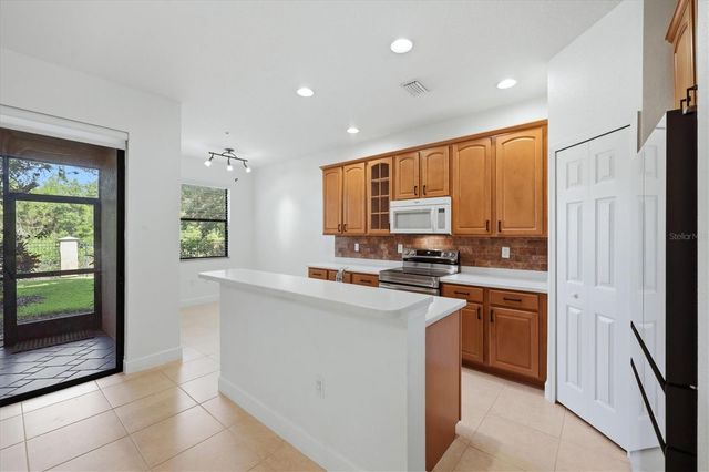 4224 VIA PIEDRA CIRCLE 4-102, Sarasota, FL 34233