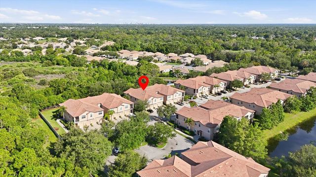 4224 VIA PIEDRA CIRCLE 4-102, Sarasota, FL 34233