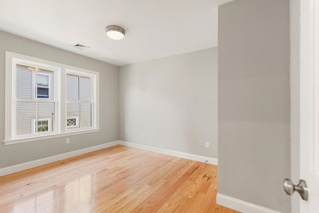 48 Mt Vernon St 2, Arlington, MA 02476