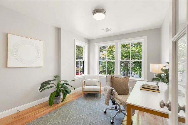 48 Mt Vernon St 2, Arlington, MA 02476
