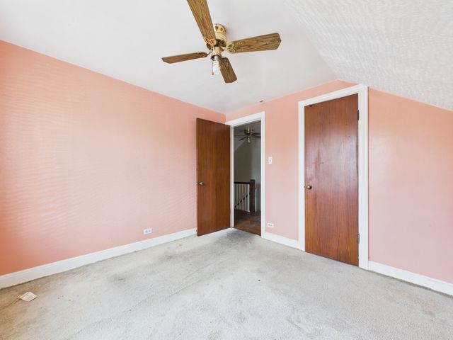 8156 S Paxton Avenue, Chicago, IL 60617