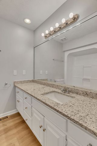 212 Robert Ave, White House, TN 37188