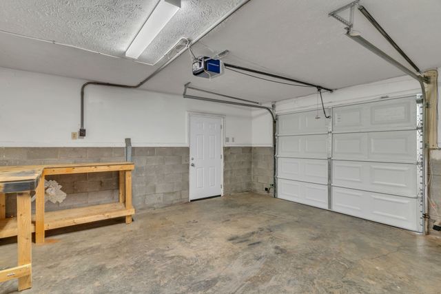 212 Robert Ave, White House, TN 37188