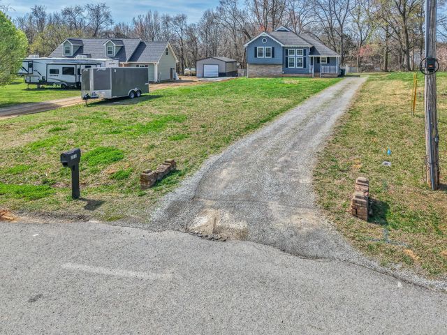 212 Robert Ave, White House, TN 37188