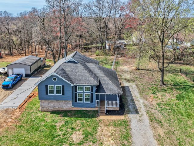 212 Robert Ave, White House, TN 37188