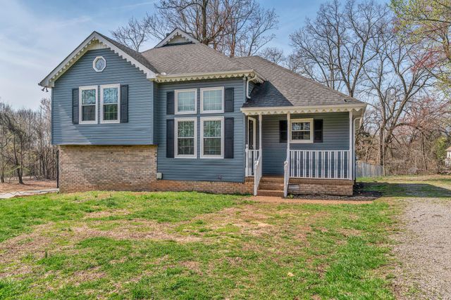 212 Robert Ave, White House, TN 37188