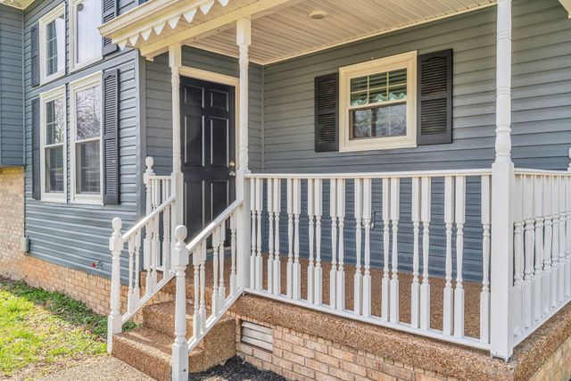 212 Robert Ave, White House, TN 37188