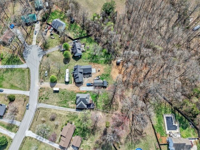 212 Robert Ave, White House, TN 37188