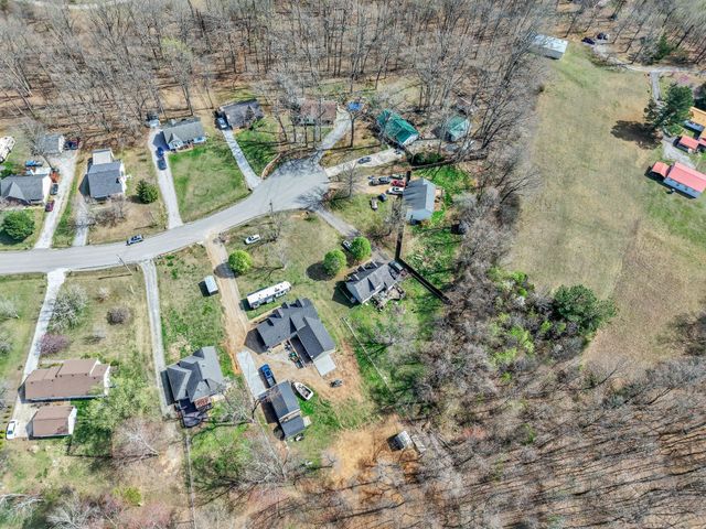 212 Robert Ave, White House, TN 37188